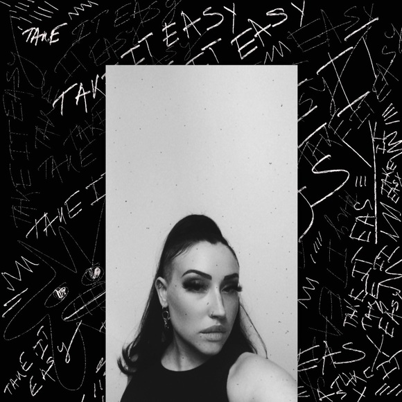 Meet your Posher, Clara - Picture 1 of 1